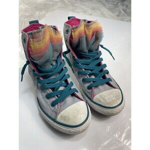 Women’s Converse Shoes Size 3 Multicolor Fun Shoes In Excellent Condition